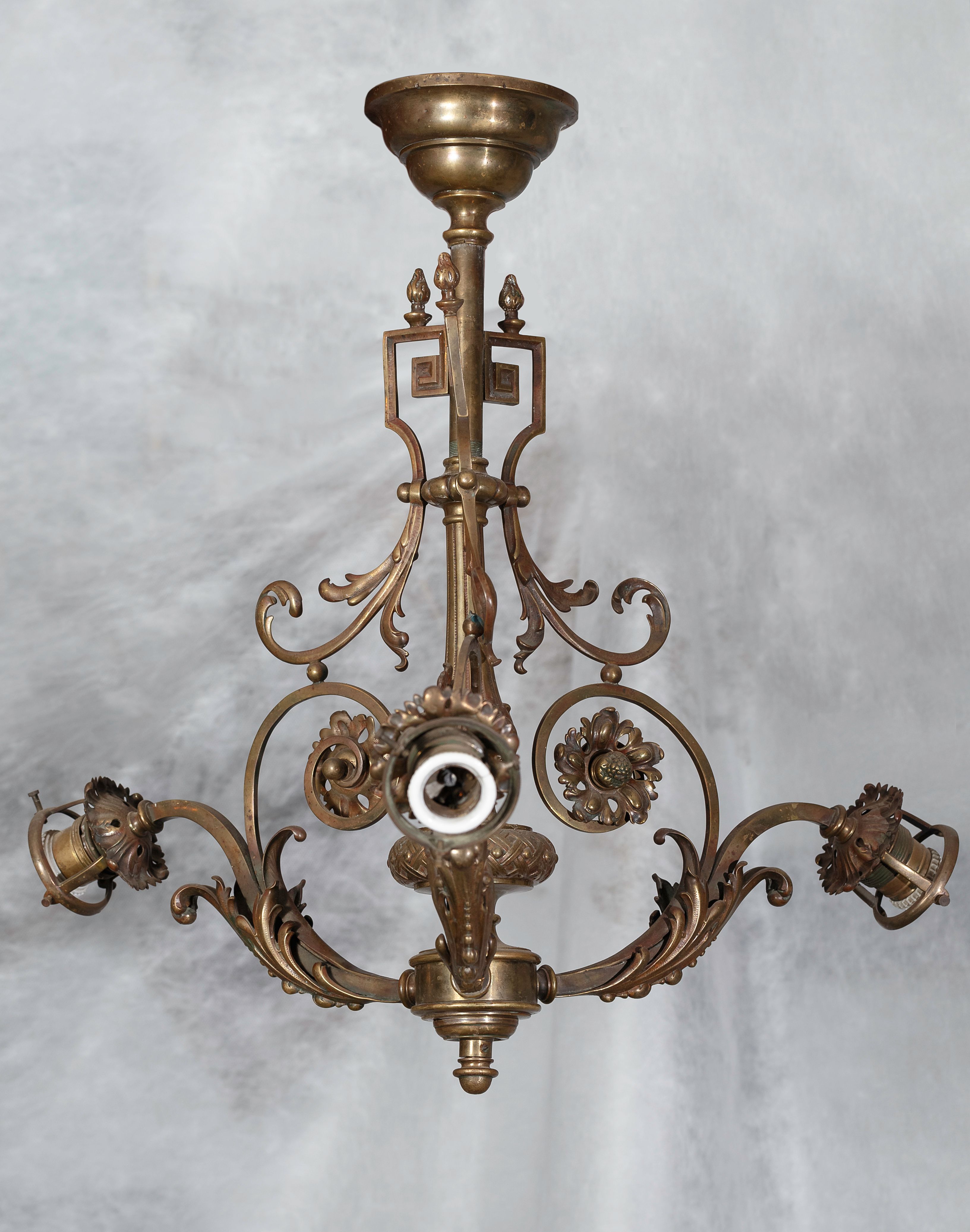 Chandelier, the late 19th – Q1 of the 20th century, the National M. K. Čiurlionis Museum of Art, Tt-10327. Photo by Povilas Jarmala, 2019