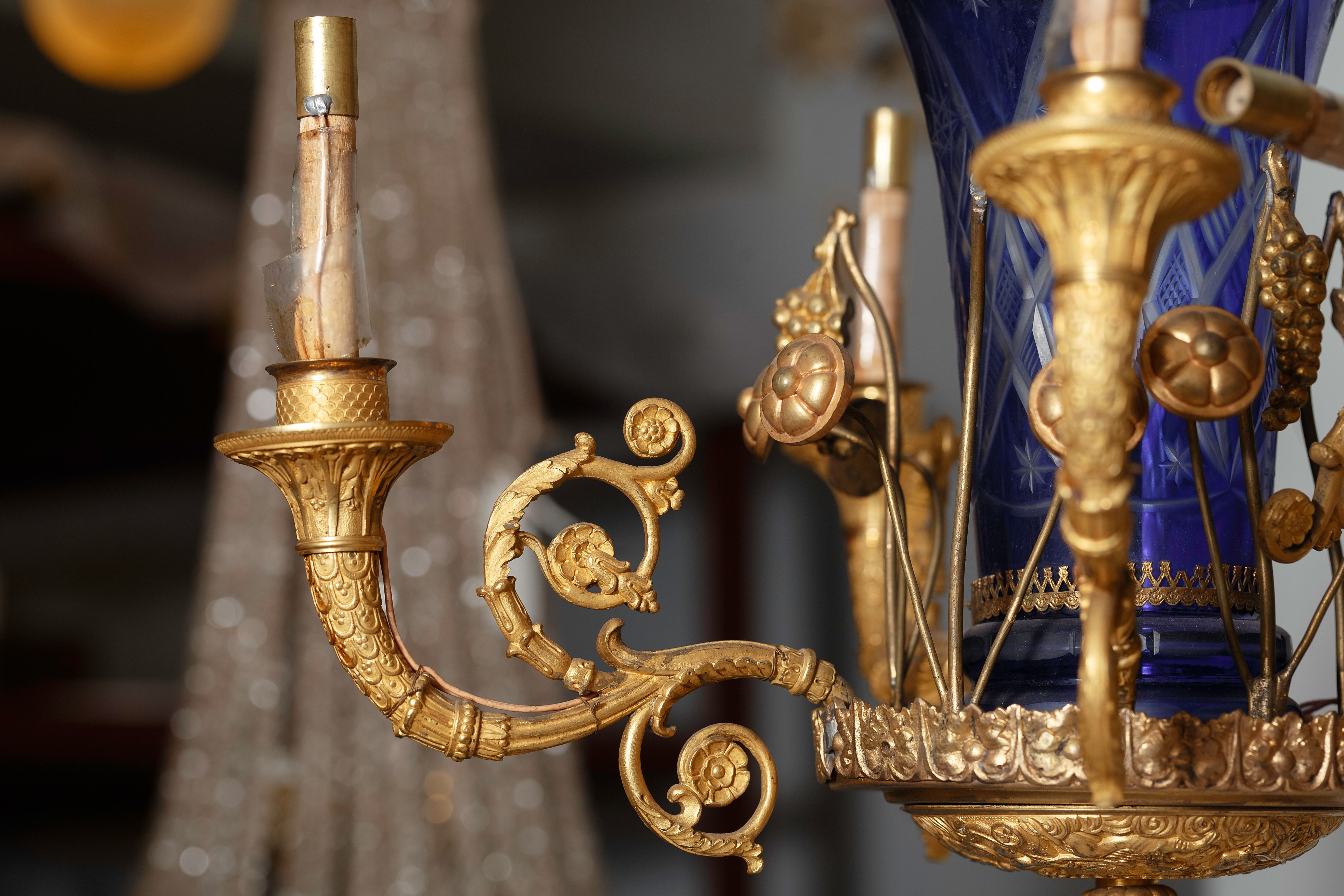 A fragment of the chandelier, the 1810s–1820s, the National M. K. Čiurlionis Museum of Art, Tt-15534. Photo by Povilas Jarmala, 2019