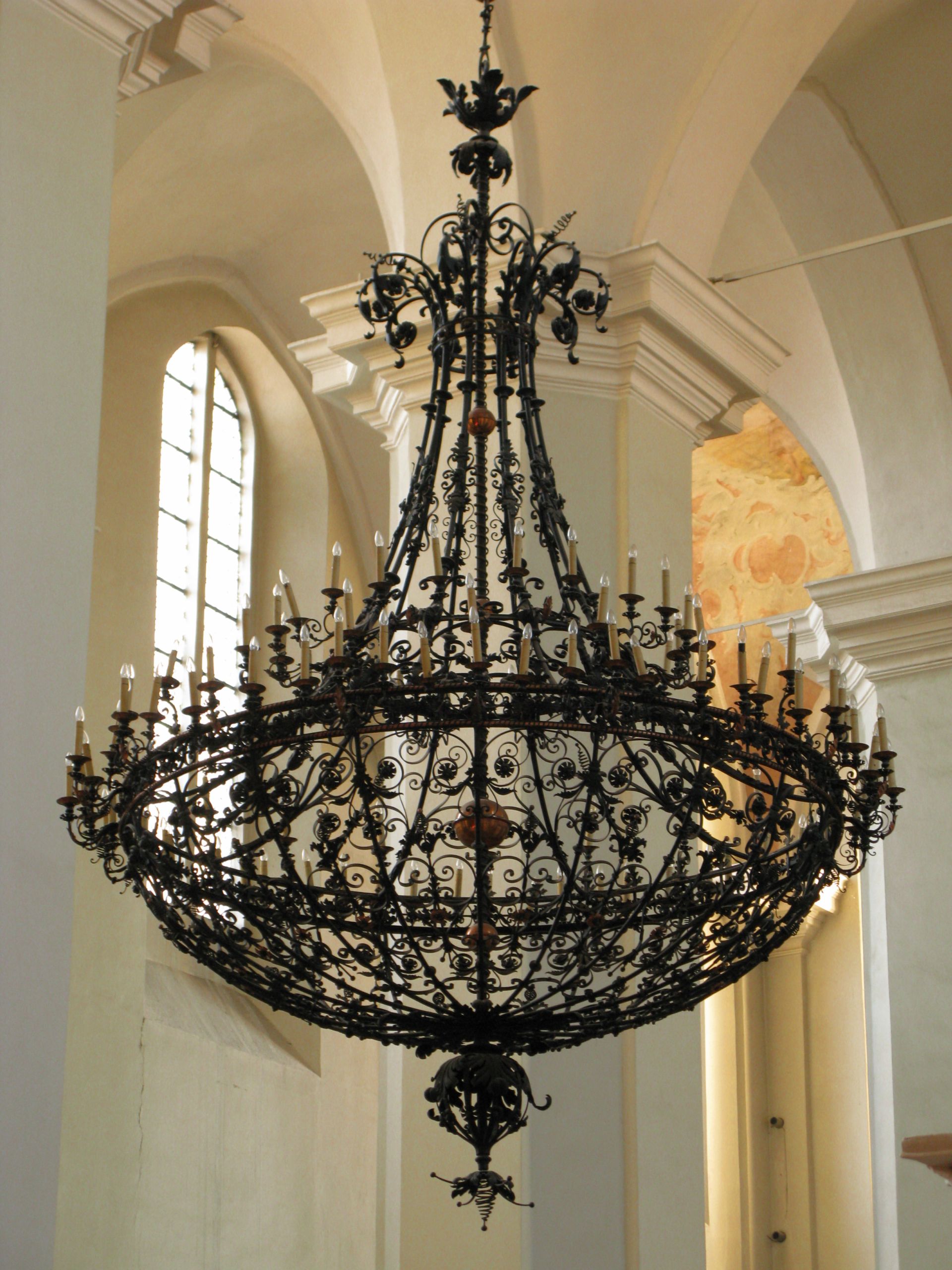 Chandelier at the Church of John the Baptist and St. John the Apostle and Evangelist in Vilnius. Photo by Povilas Jarmala, 2017