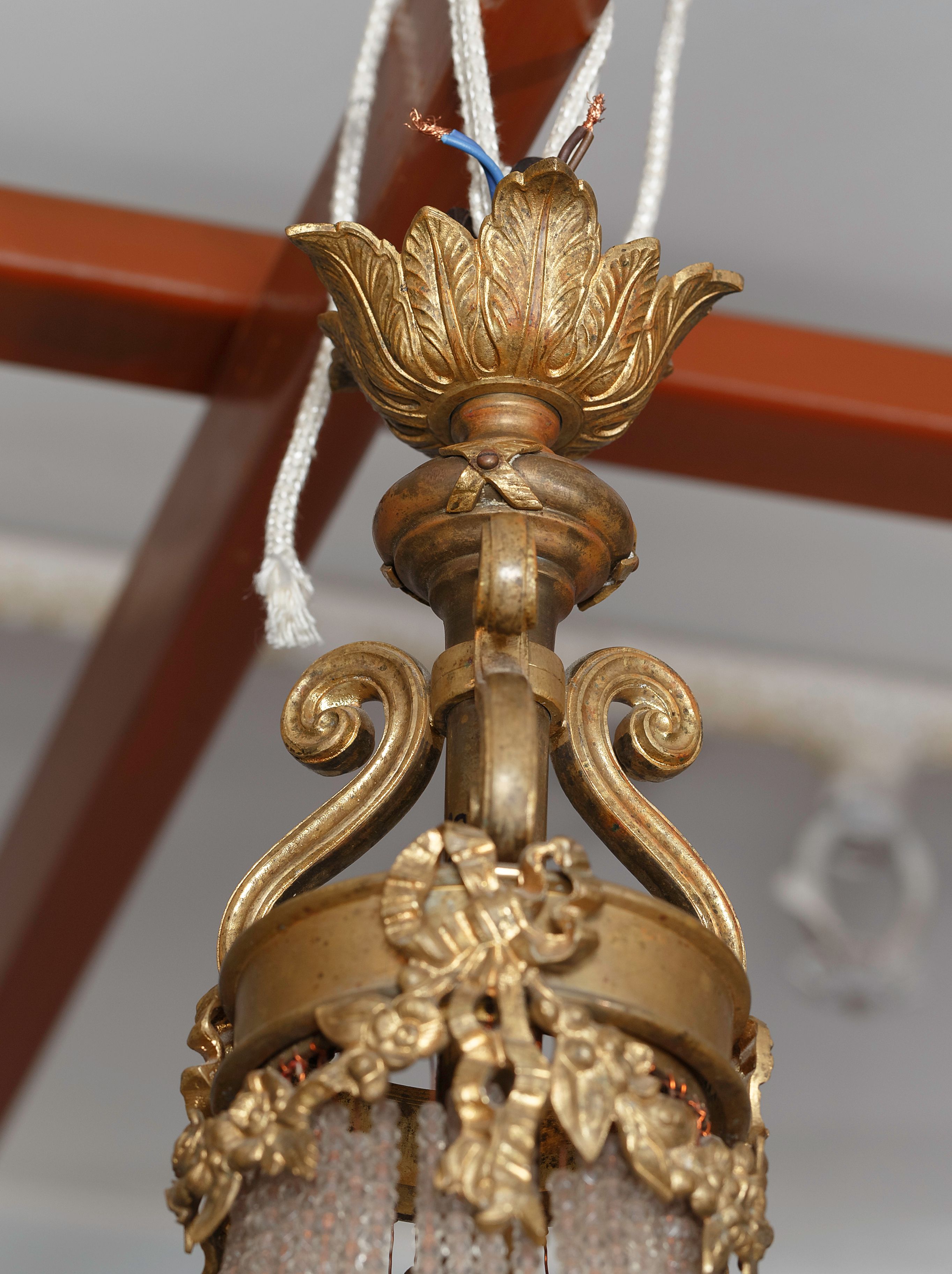 A fragment of the chandelier, the 1910s–1920s, the National M. K. Čiurlionis Museum of Art, Tt-6575. Photo by Povilas Jarmala, 2019
