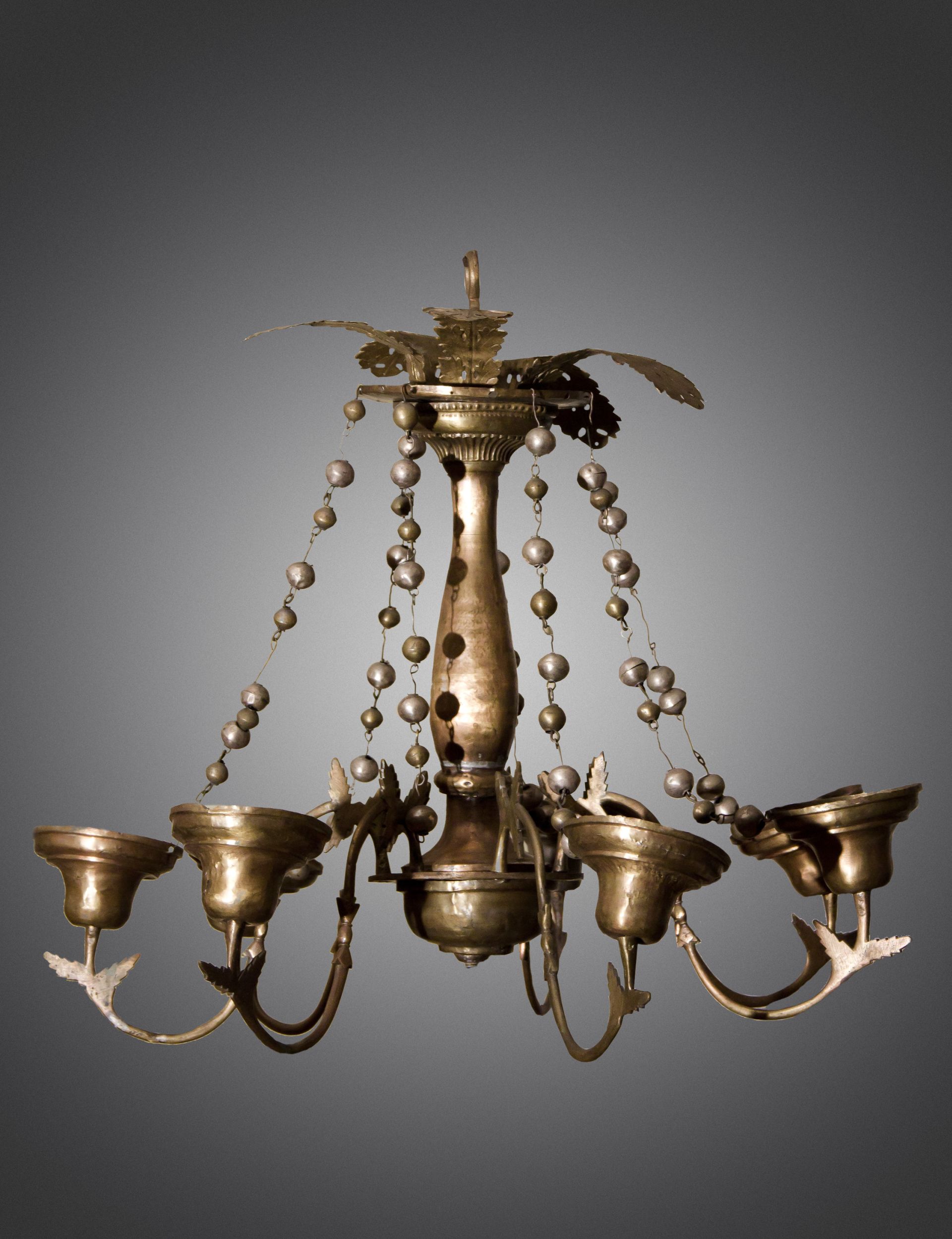 Chandelier, 1800–1825, Lithuanian National Museum of Art, TM-523. Photo by Tomas Kapočius, 2013