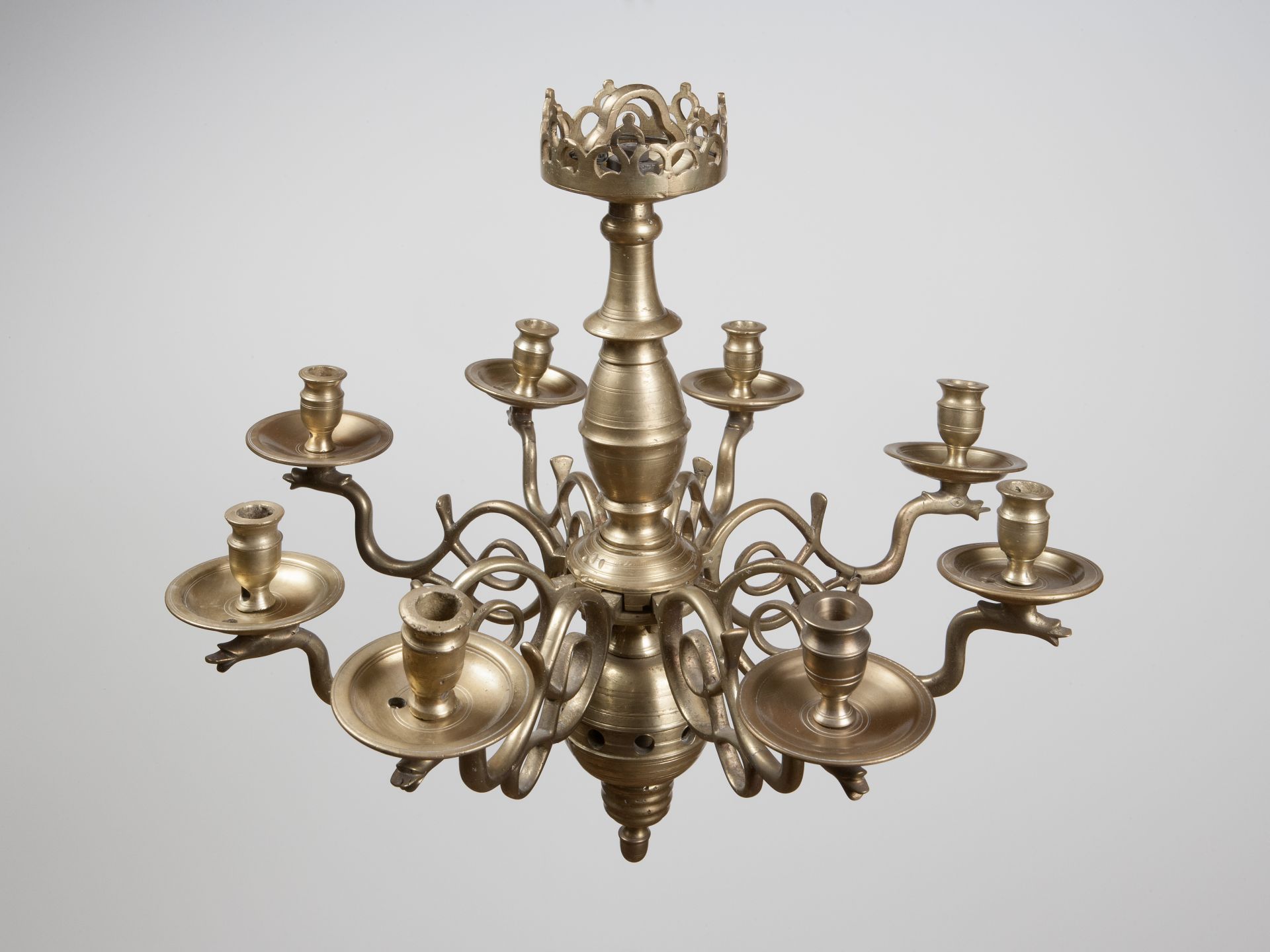 Chandelier, 1600–1699, Lithuanian National Museum of Art, TM-2332. Photo by Antanas Lukšėnas, 2017